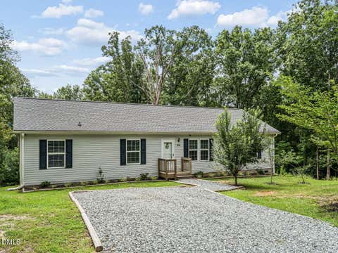 Photo of 979 Natchez Trace Trace, Fuquay Varina, NC 27526 (MLS # 10186604)